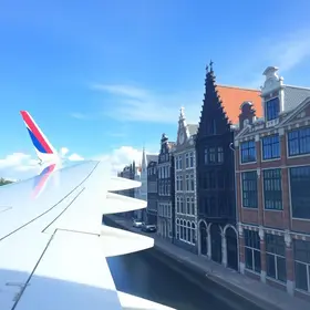 Voe para Amsterdam na Executiva da LATAM